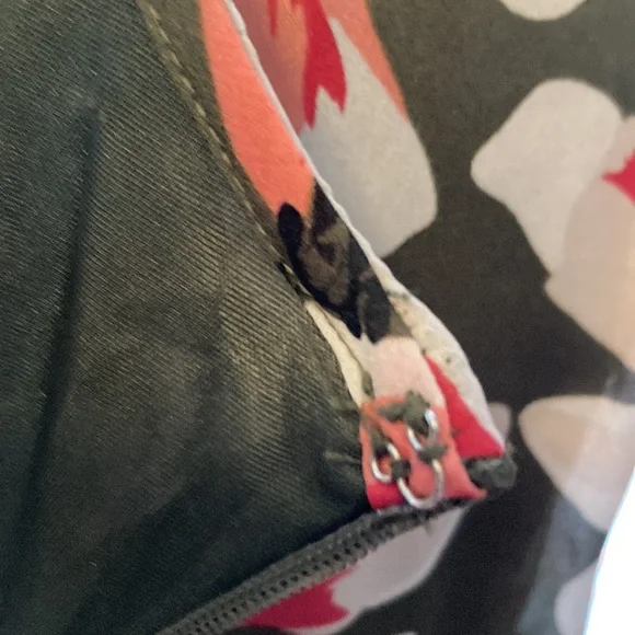 Women’s Liz Claiborne Collection Sleeveless Blouse XL NWT Tuscan Olive M #50 - Picture 6 of 17